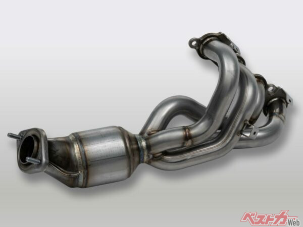 エキマニも特別。こういうのがエンジンを激変させる