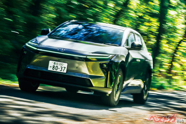 2025年10月に一部改良を受けたトヨタ bZ4X。エンジン車党の心を動かすほどの大幅改良だ