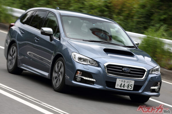 2014年登場のスバル レヴォーグ（初代）。日本を代表するスポーツワゴン。1.6Lターボは170ps、2Lターボは300psを発生