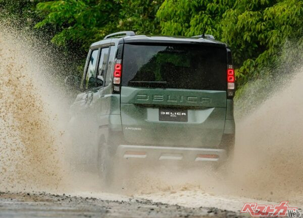 泥んこデリカミニもイイね!!