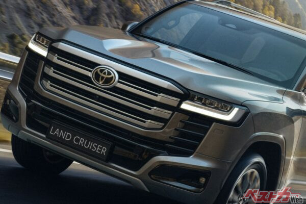 次はいよいよ日本上陸か!?　ランドクルーザー300ハイブリッドが中東に続いて欧州でもデビュー!!