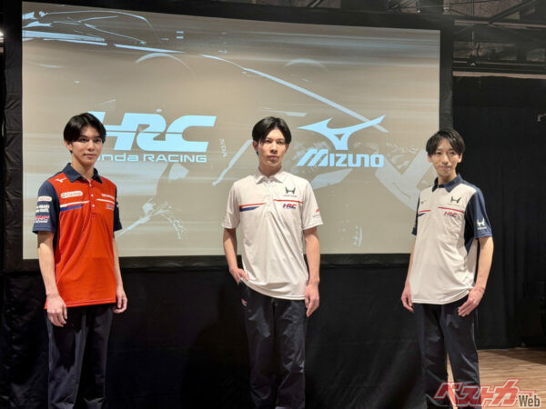 左からモトGP、F1、その他４輪モータースポーツ