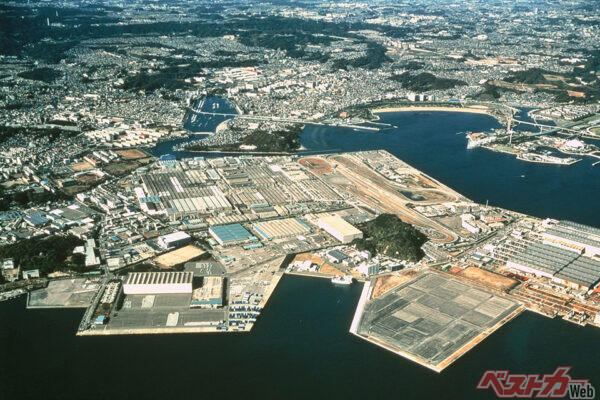 一部報道が先行した形ではあったが、2027年度末での追浜工場の閉鎖が正式に発表された