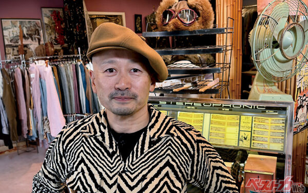 旭川「ハップストア」の堀さん。「旭川は古物の街なので物好きが多く楽しい街ですよ」
