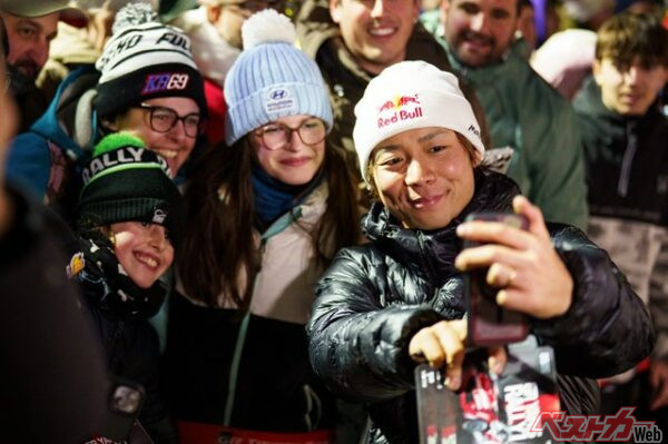 パワーステアリングのトラブルもあり順位を下げた勝田貴元は7位。モナコでも人気だ