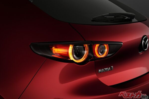 今からでも楽しめる!!　「真のクルマ好き中高年たち」の“遅咲きMT”好適車4選