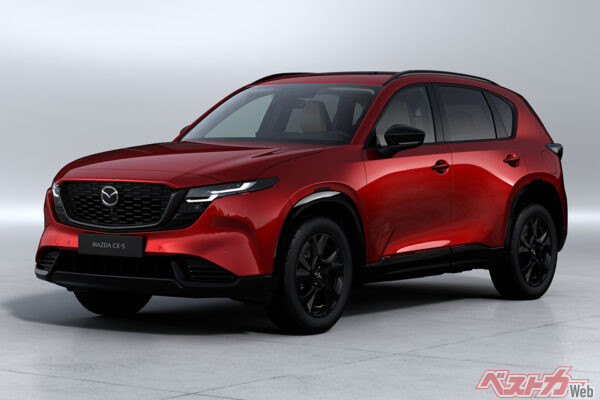 マツダ CX-5（2024年：1万8021台→2025年：2万1876台　121.4％）。新型はひと回り大きくなることに加え、ディーゼルターボの設定がないことも現行型人気の要因か？