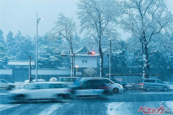 雪がチラつく前に5分でできる！クルマの“東京雪対策”チェックリスト