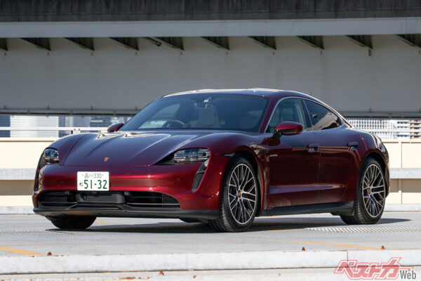 ポルシェ タイカン