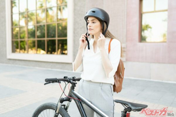 カッコ悪いで命を落とす!?　未着用は死亡率約1.8倍!!　着用しない理由と深刻データ……ヘルメット努力義務の実態とは