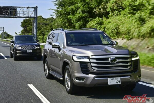 最新装備が搭載され、乗れば感動するとも言われるランドクルーザー300