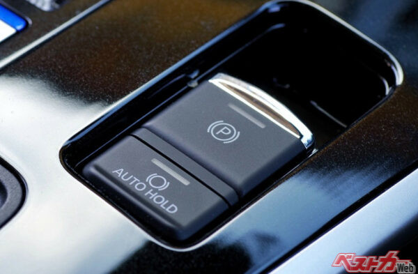 アクセルに触れた瞬間動きだすので注意したいオートブレーキホールド