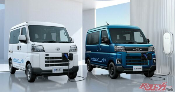 左がe-ハイゼットカーゴ、右がe-アトレー