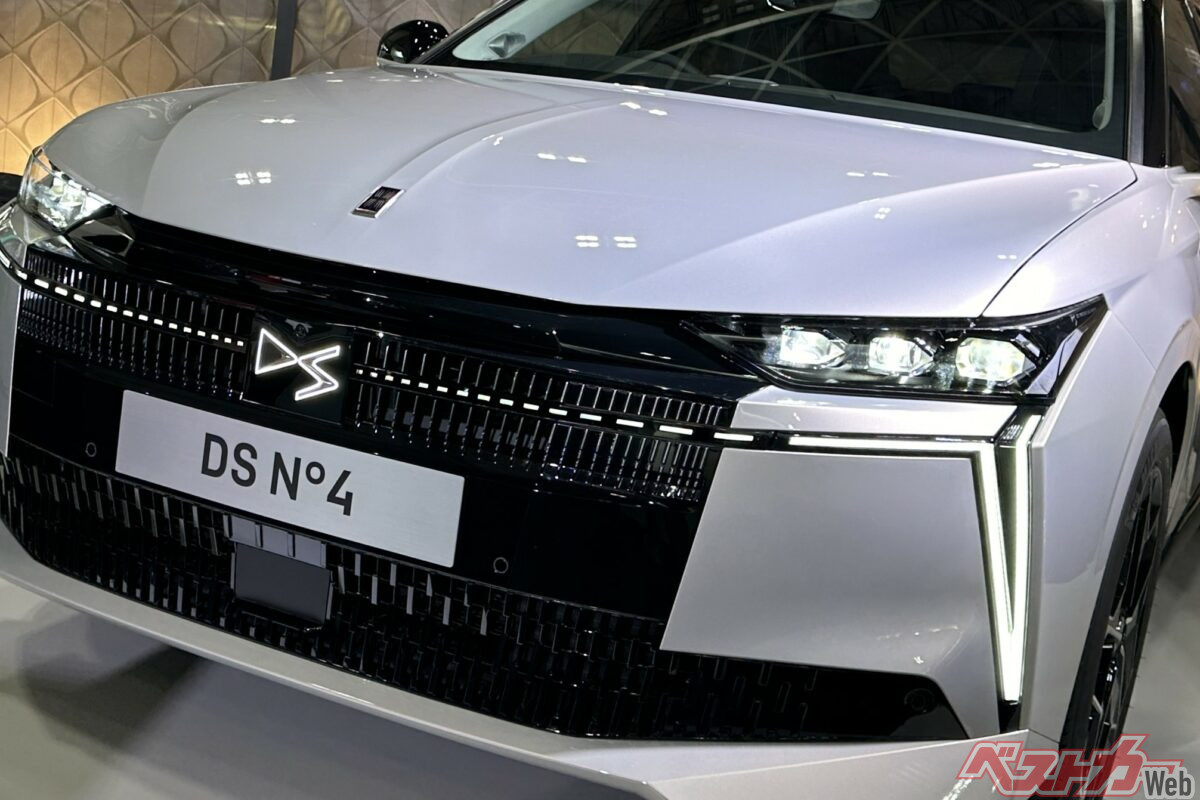 衝撃内装すぎ!! しかもお値段良心的!? クセ強フランスSUV3台が激アツ