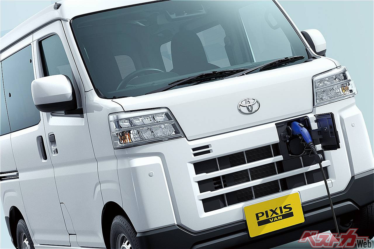 ピクシス バンにEV登場!! 電動っぽい名前を付けずにまさかの「デラックス」を名乗っておじさんが号泣な件!!!