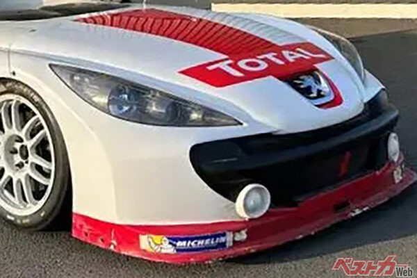 フランスの学生たちが魔改造!!　内燃機関レーシングカーであるプジョー 207スパイダーがBEVに大変身!!