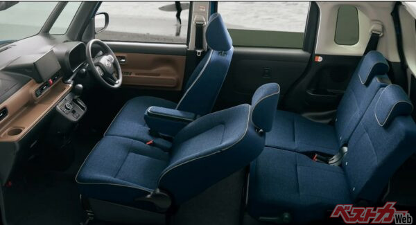 セオリーGのインテリア。9インチスマホ連携ディスプレイオーディオはメーカーオプション