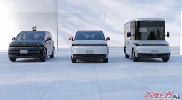 鴻海が公開したモデルAの3つのバリエーション。左からタクシー、乗用、商用バン