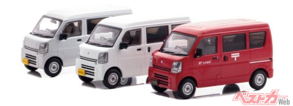 郵便集配者以外にもホワイトとシルバーのエブリイがある！