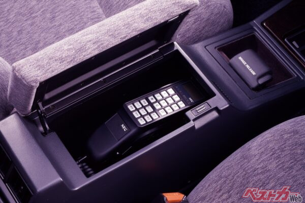 Z世代が腰を抜かす!?　バブル期クルマの異常なまでの「贅沢装備」