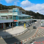 高速のバス停で待ち合わせて人を乗せたら違反？　SA・PAで待ち合わせして乗り合うのは違反？