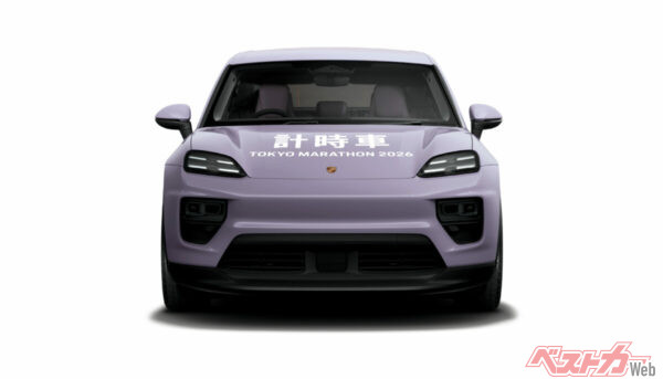 このマカン エレクトリックにSEIKOの時計が載る