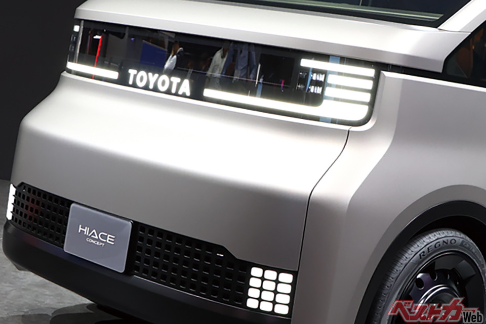 Beyond HiAce: Unveiling the "KAYOIBAKO" – Toyota's Revolutionary Commercial Vehicle Platform Strategy!