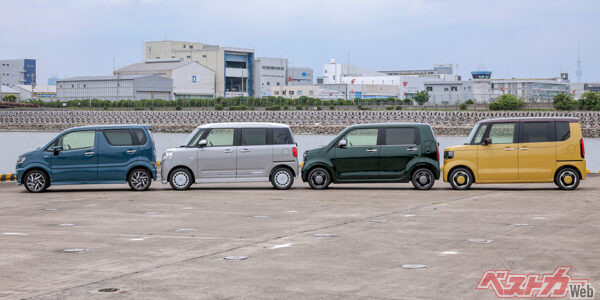 並べて眺めると全高には大きな違いがある。しかし乗り込んで使い勝手を比較すると意外と明確な差は感じない