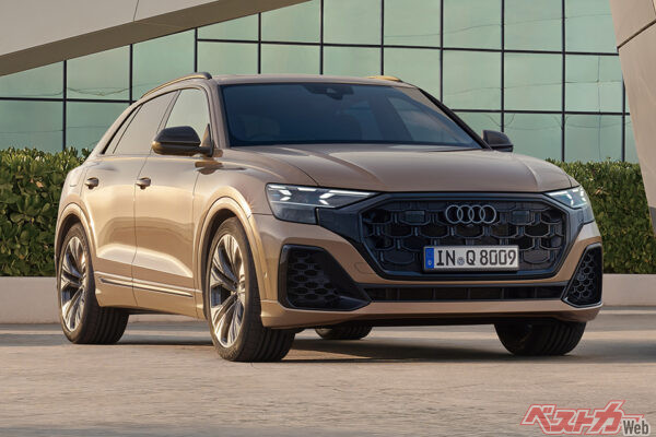 アウディ Q8