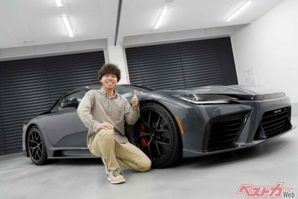 全高は1195mmという驚くべき低さ