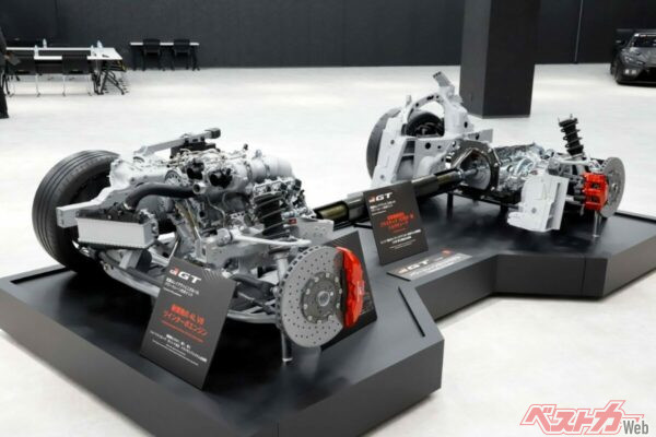 FRの4L、V8ツインターボエンジンに1モーター式ハイブリッドを組み合わせるGR GT。GR GT3は非ハイブリッド