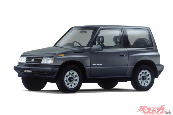 ベースはエスクード。X-90はさらに2代目カルタスと同一エンジンを搭載していた