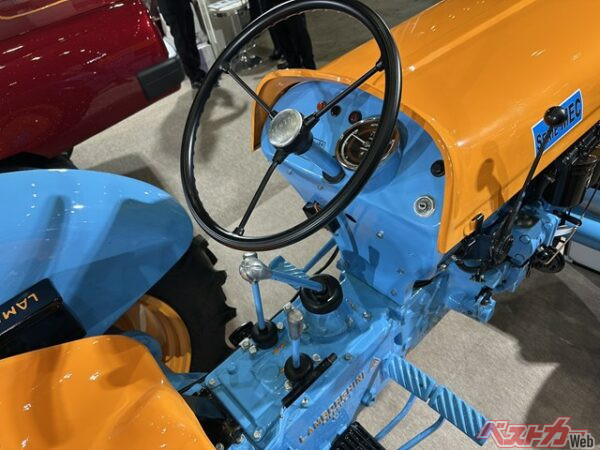 飾るだけでなくきちんと動く。まさに動態保存という欧州の遺産に対す美学をそのまま表しているかのようだ