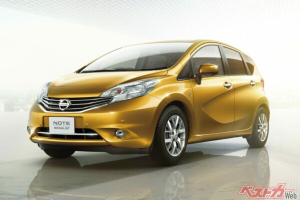 2代目ノートに設定されたメダリスト。ビートニックゴールドはメダリスト専用色だった