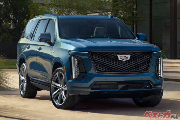 清水草一氏はキャデラック エスカレードをチョイス。トランプ大統領は態度も体も特大サイズ。エスカレードしかないんじゃないか?