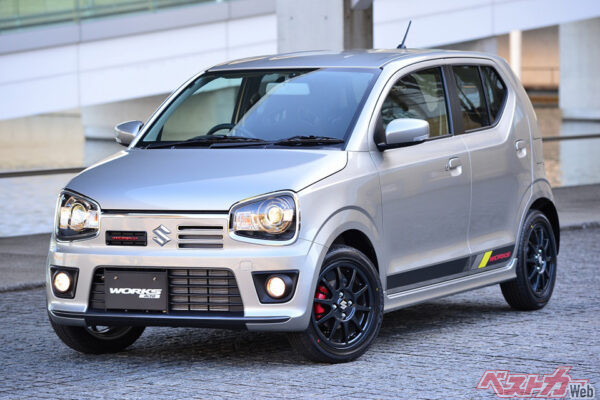 清水草一氏はスズキ アルトワークス(先代)をチョイス。速い、安い、うまい! そして紅ショウガ付き! 走る牛丼と言っても過言ではない