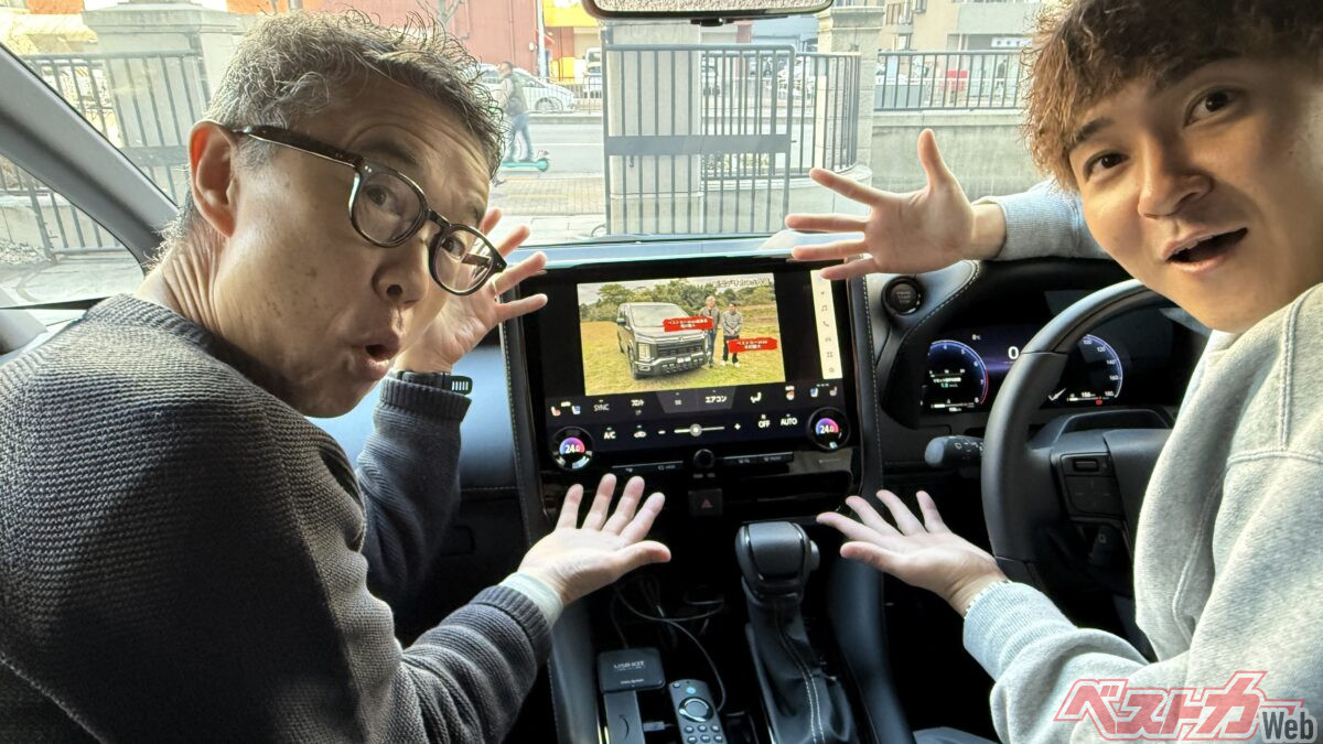 Data System's USBKIT: The Best Choice for Enjoying Popular Videos While Driving!