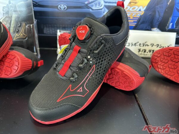 安全靴だったの!?　NISMOとミズノのコラボカッコよすぎ！　ダイヤルでカチカチするBOAシステムもテンションあがる!!　