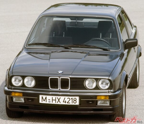 「ブタケツ」「走る不動産」…そんな呼ばれ方アリ!? あだ名がバグってるクルマたちの顛末