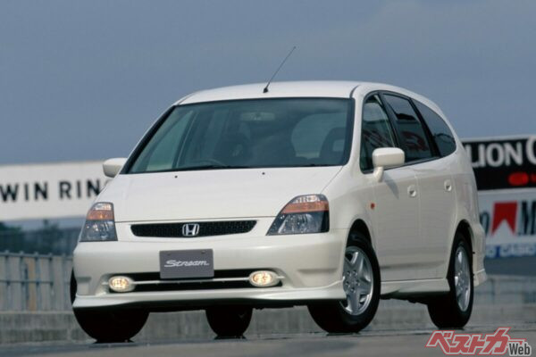 家族のためにミニバンにする必要があっても、走りはあきらめたくない。そんなお父さんにも刺さったホンダ ストリーム