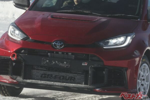 氷上でも雪でもお構いなし!?　ホットなのに日常使いもイケちゃう!!　GRヤリスのポテンシャルがヤバかった!!