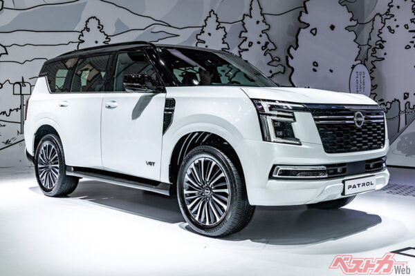 2025年のジャパンモビリティショーに出展された日産 パトロール。サイズ、豪華さ、走破性においてランクル300の対抗馬にじゅうぶんなり得る