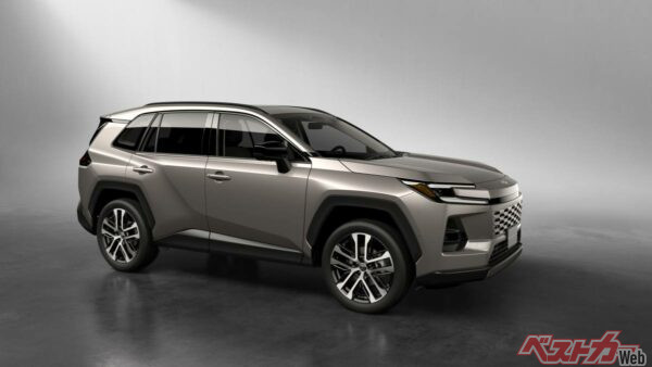 購入したRAV4ハイブリッドに早速乗る！ はたしてHVと20インチの走りは??