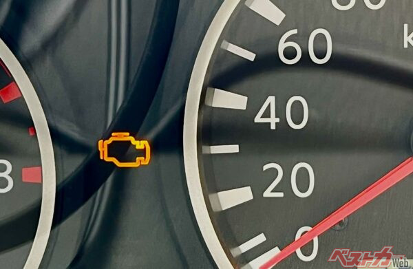 突然警告灯が点灯!?　知らないと詰む!!　 いざという時に慌てないための「クルマのトラブル救急箱」