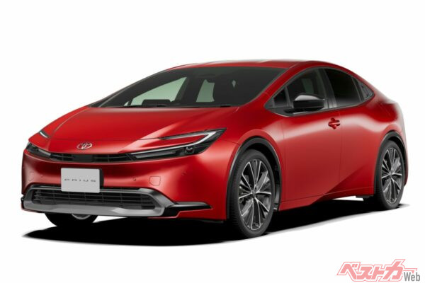 実はエモーショナルレッドはプラチナホワイトパールマイカよりもオプションとしての費用が高い