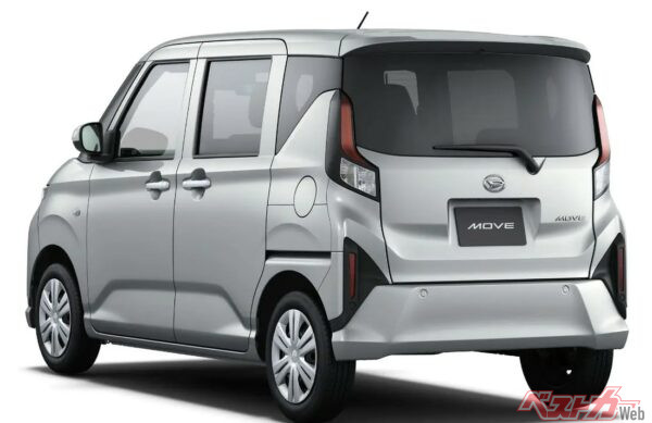 ダイハツムーヴLグレードのリアビュー