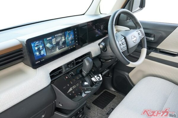 軽自動車だからといって侮れない。内装も立派。ハイウェイスターX プロパイロットエディションなら車両価格は210万5400円