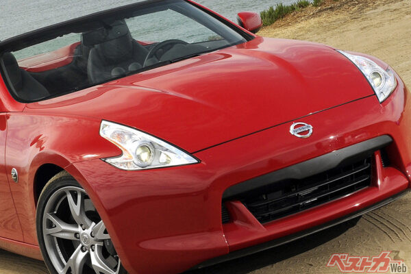 V6・336馬力の本格オープンが100万円台!?　6MT設定の日産 フェアレディZ ロードスターとは！