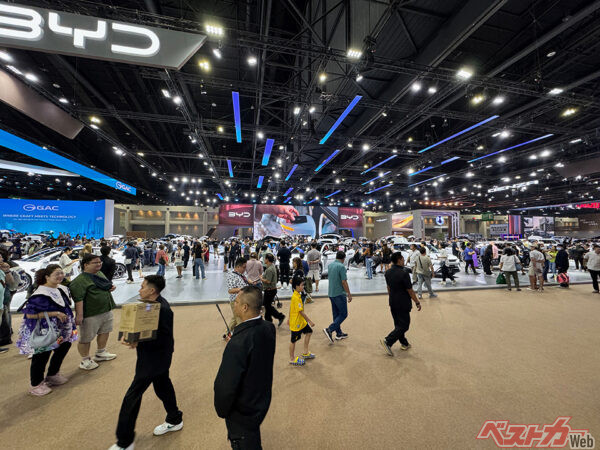 中国自動車メーカーの動向は、タイの自動車マーケットに端的に現れ、勝ち組と負け組の明暗がくっきりと選別された。BYDは勝ち組の筆頭だ