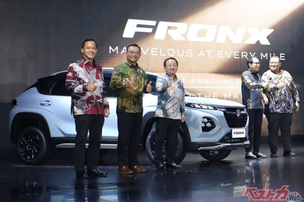 2025年5月にインドネシアで発表されたスズキ フロンクス。ガソリン車とマイルドハイブリッド車を設定